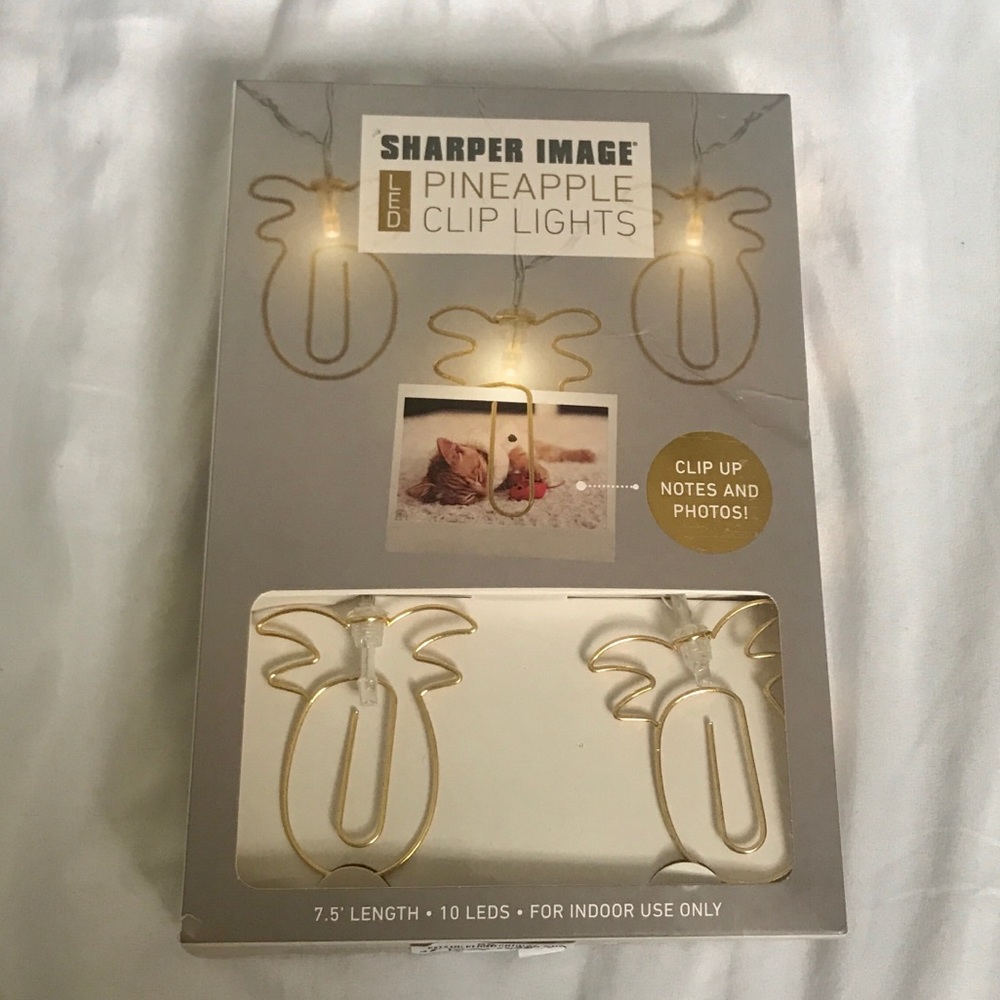 Pineapple clip lights